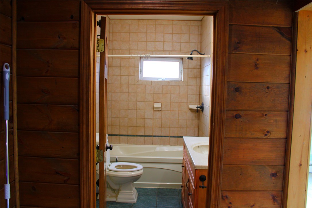 28 Elizabeth Street Pawtucket, RI 02861 - Photo 9 of 16