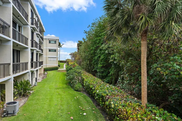 a view of an outdoor space and a yard