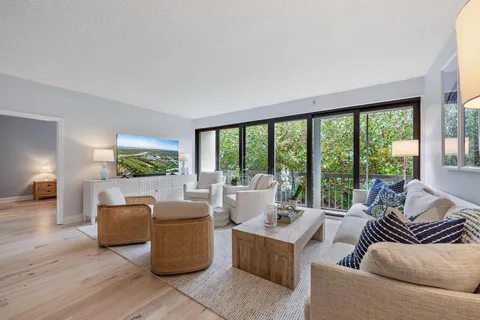 $850,000 | 70 Celestial Way, Unit 110, Juno Beach, FL 33408