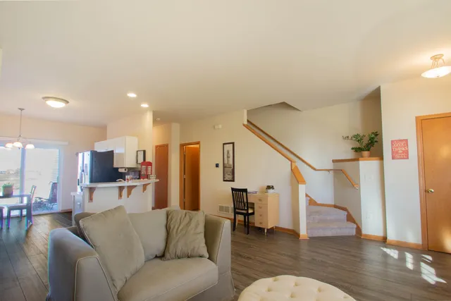 $224,900 | 602 Hunter Oaks Boulevard, Watertown, WI 53094