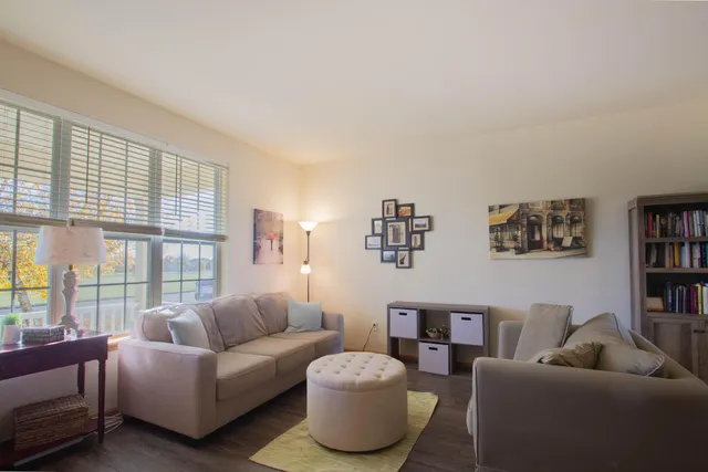 $224,900 | 602 Hunter Oaks Boulevard, Watertown, WI 53094