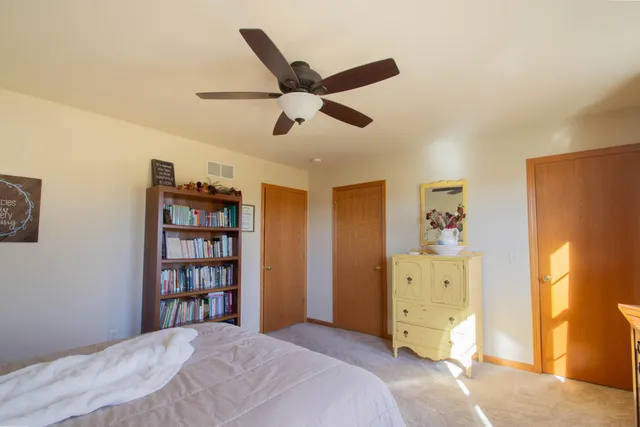 $224,900 | 602 Hunter Oaks Boulevard, Watertown, WI 53094