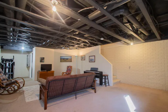 $224,900 | 602 Hunter Oaks Boulevard, Watertown, WI 53094