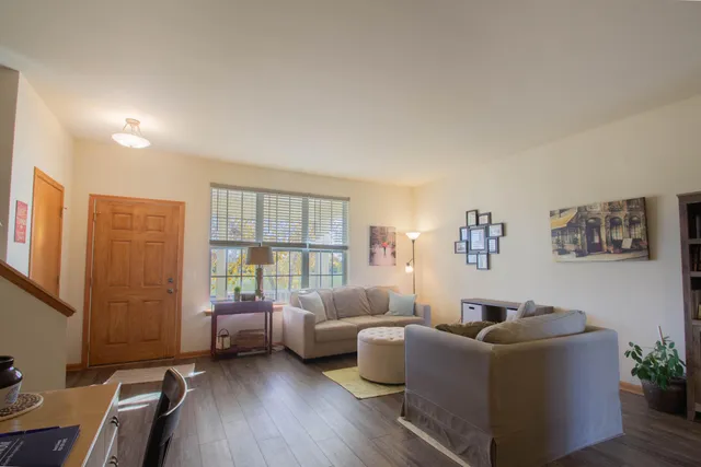 $224,900 | 602 Hunter Oaks Boulevard, Watertown, WI 53094