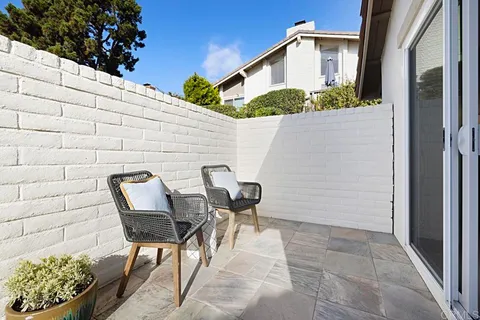 $8,250 | 155 Sabinas Court, Solana Beach, CA 92075