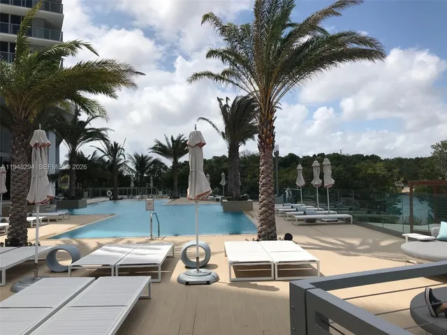 $649,000 | Western Eastern Shores, North Miami Beach, FL 33160
