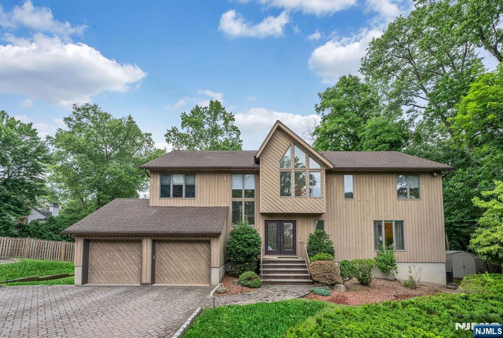 12 Jason Woods Road Closter, NJ 07624 - Photo 2 of 36