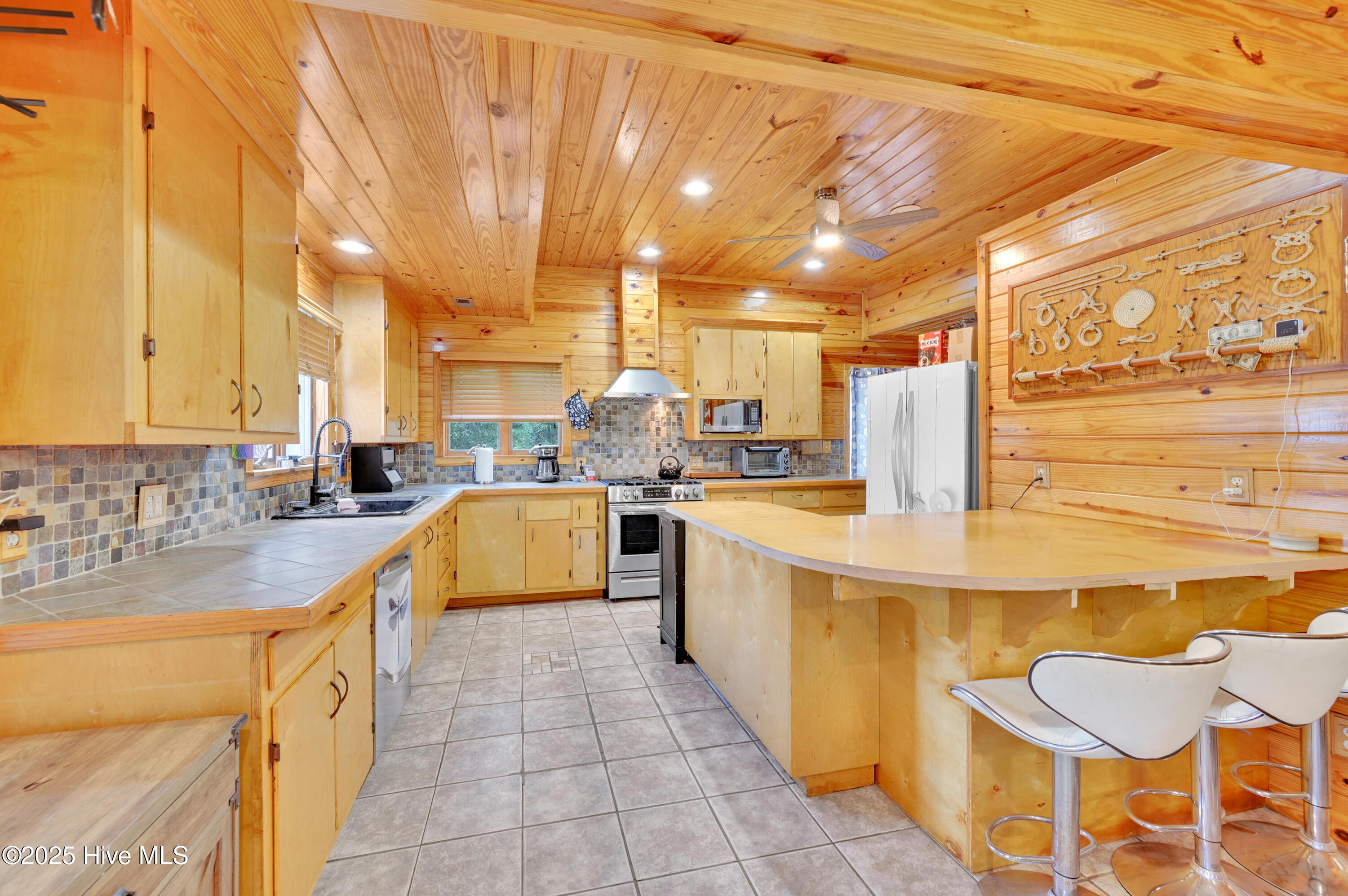 640 Old Pamlico Beach Road Belhaven, NC 27810 - Photo 19 of 56 21