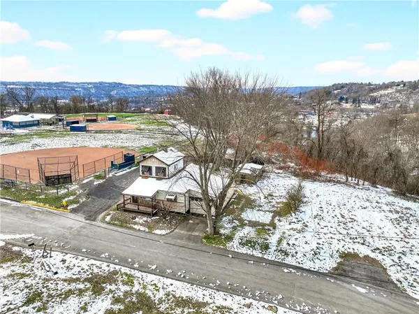 $110,000 | 560 Connecticut Avenue, Rochester, PA 15074
