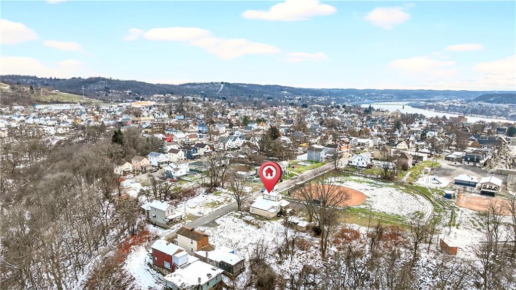 560 Connecticut Avenue Rochester, PA 15074 - Photo 6 of 32