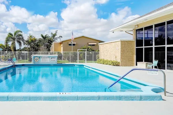 $1,600 | 2182 Northeast 1st Way, Unit 105, Boynton Beach, FL 33435