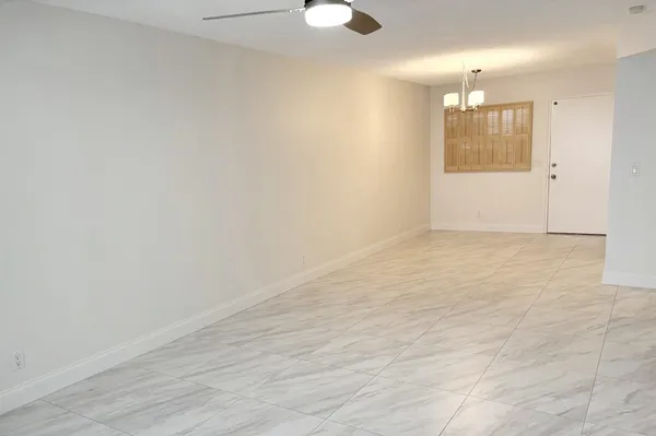 $1,600 | 2182 Northeast 1st Way, Unit 105, Boynton Beach, FL 33435