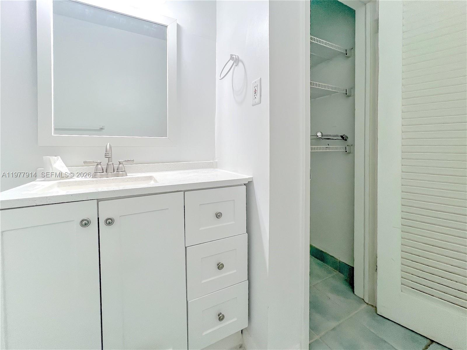 192 Southwest 62nd Terrace Plantation, FL 33317 - Photo 29 of 49