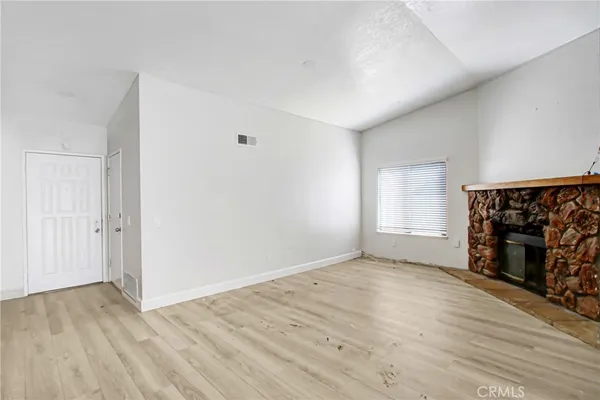 $3,500 | 1142 West King Street, Banning, CA 92220