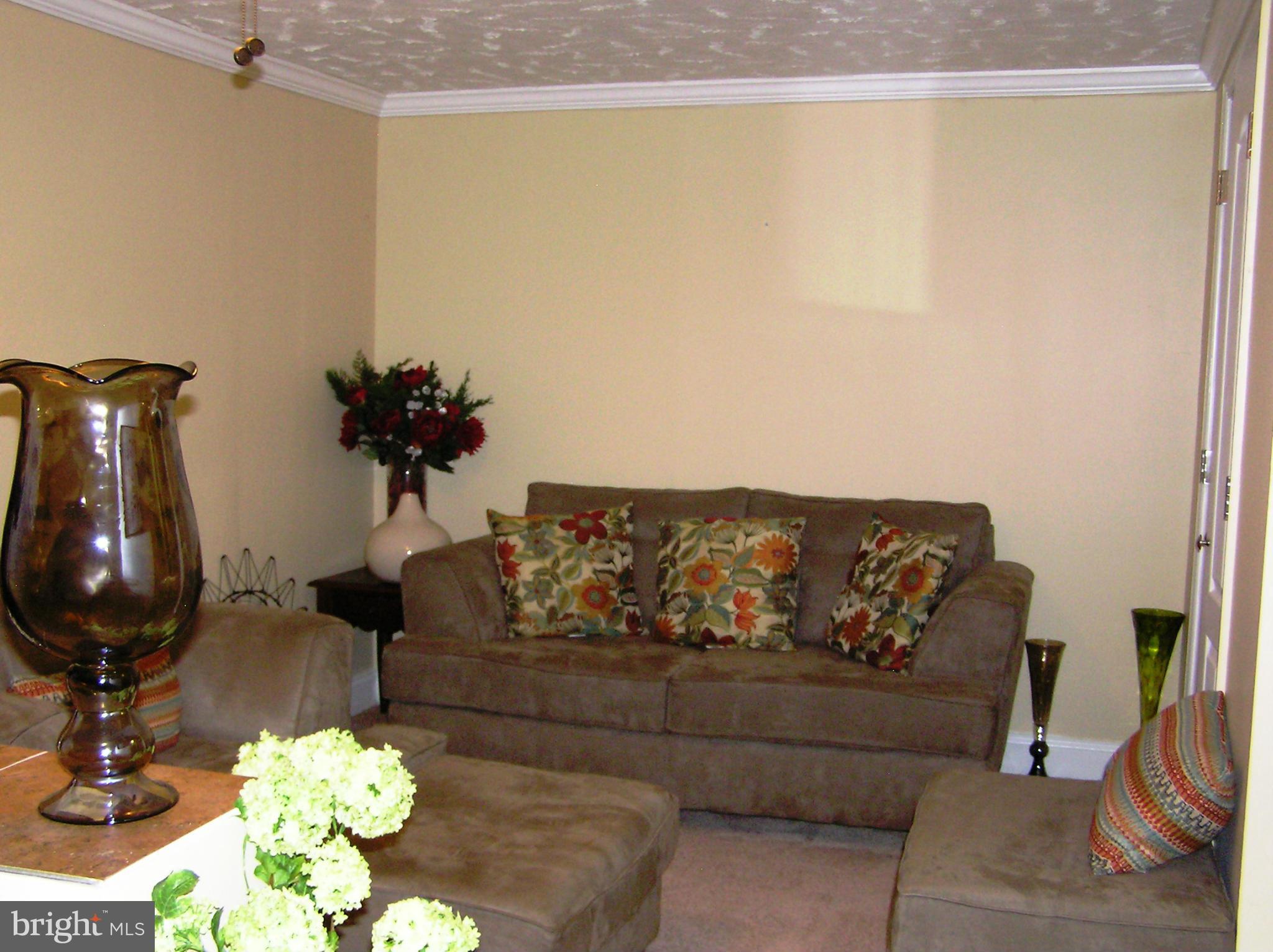 7525 Remington Road Manassas, VA 20109 - Photo 18 of 27 Family Room