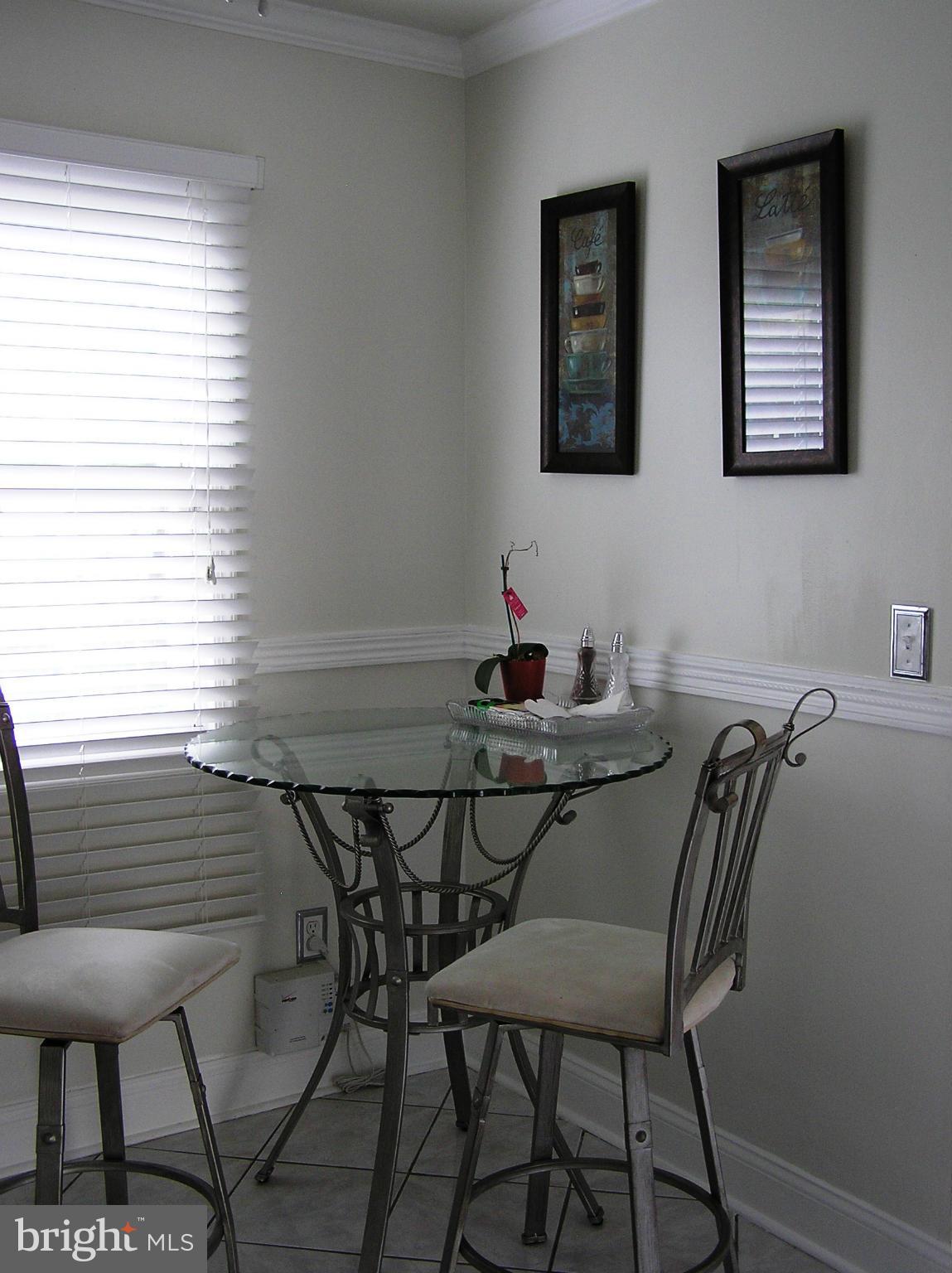 7525 Remington Road Manassas, VA 20109 - Photo 6 of 27 Kitchen