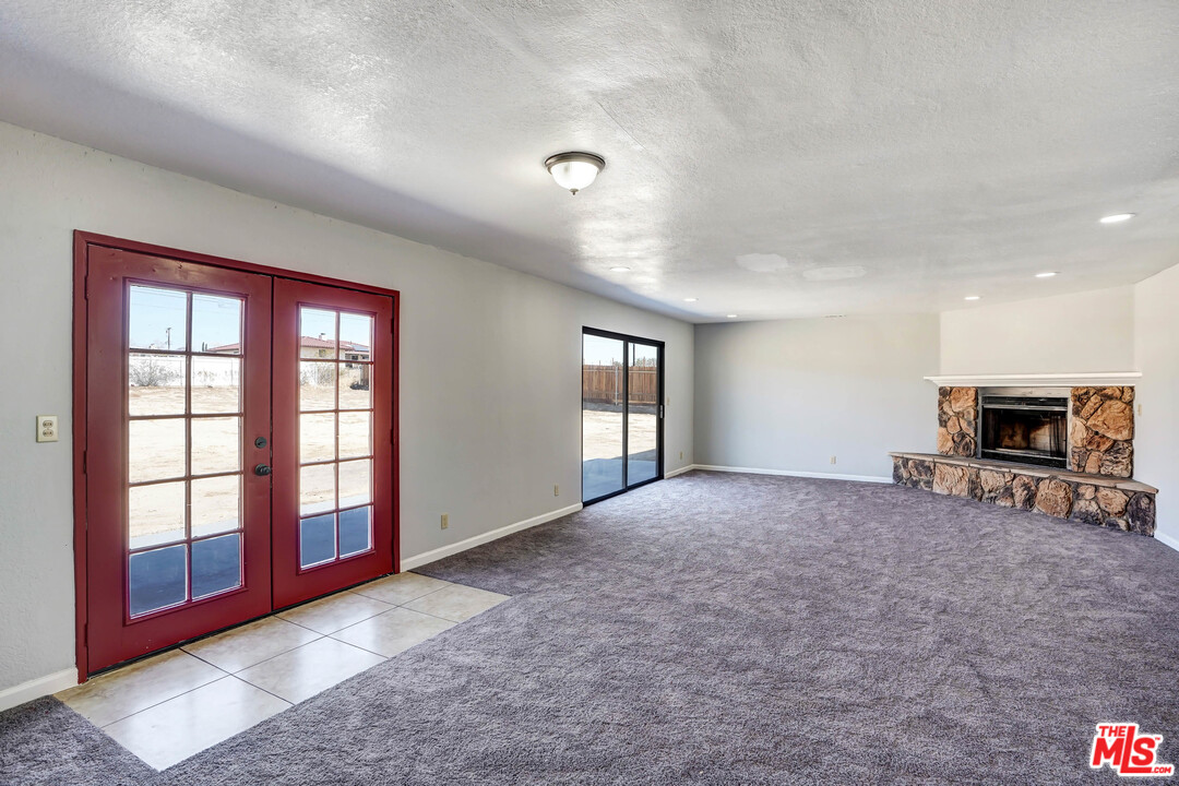 15531 Apple Valley Road Apple Valley, CA 92307 - Photo 8 of 22