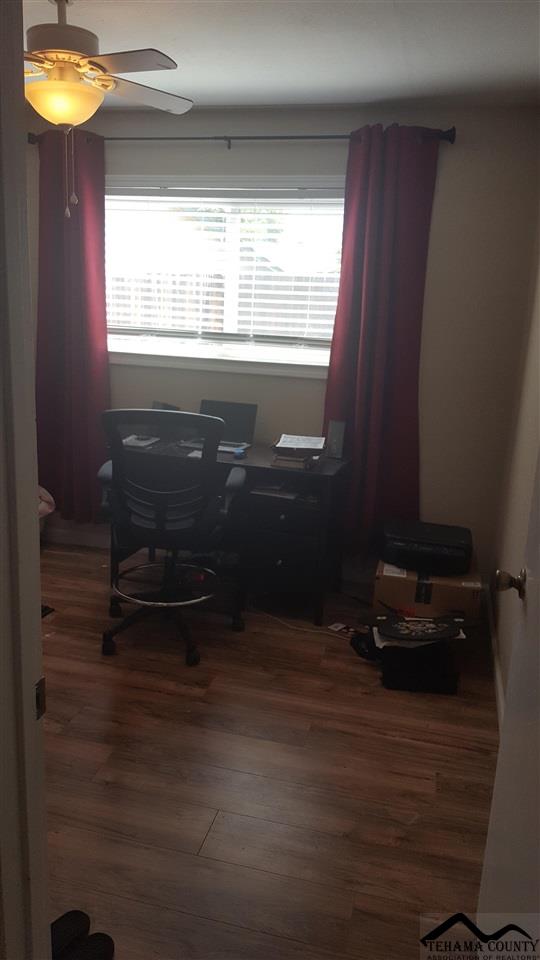 11040 Hillcrest Road, Unit 11040 HIRSCHFELD WAY RAN Rancho Cordova, CA 95670 - Photo 10 of 37