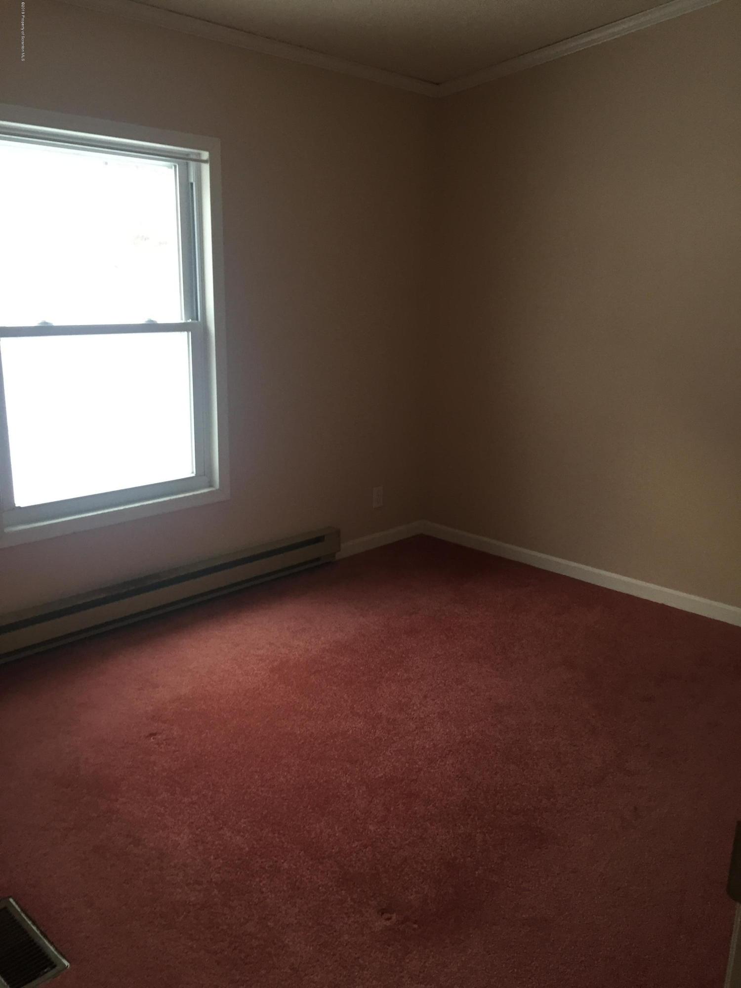213 Creamery Road Jermyn, PA 18433 - Photo 8 of 12 Gallery Image 8