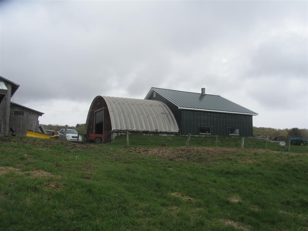 662 Taylor Valley Road Vershire, VT 05079 - Photo 4 of 24
