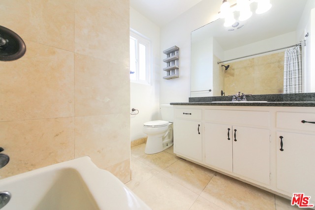 8110 Pershing Drive Playa del Rey, CA 90293 - Photo 5 of 10