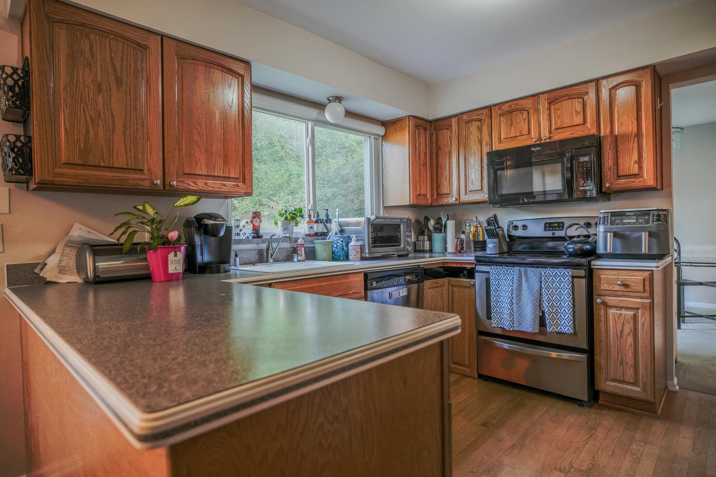 2411 Weathervane Road West Bloomfield, MI 48324 - Photo 5 of 26 Kitchen 2