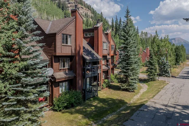 $419,000 | 166 Yankee Girl Court, Unit 302, Durango, CO 81301