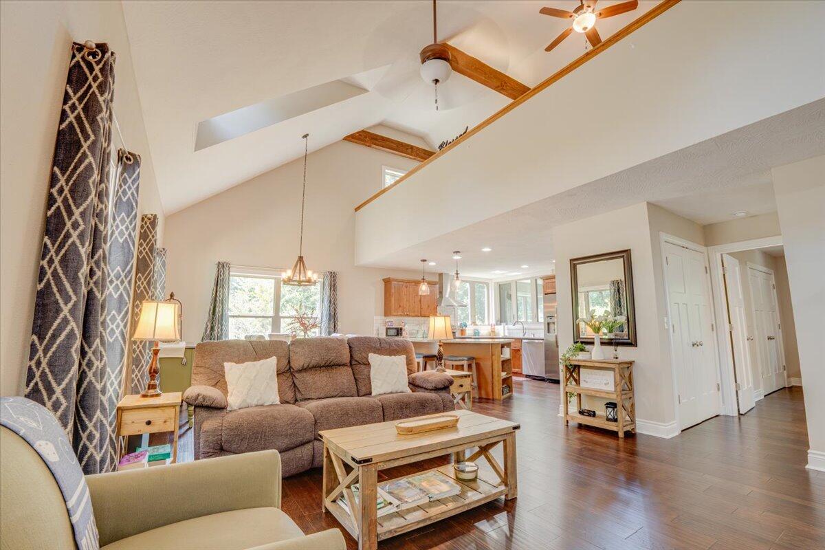 1069 Peace In Valley Road Blue Eye, MO 65611 - Photo 6 of 59 26-1069 Peace Valley Rd, Blue Eye, MO-27