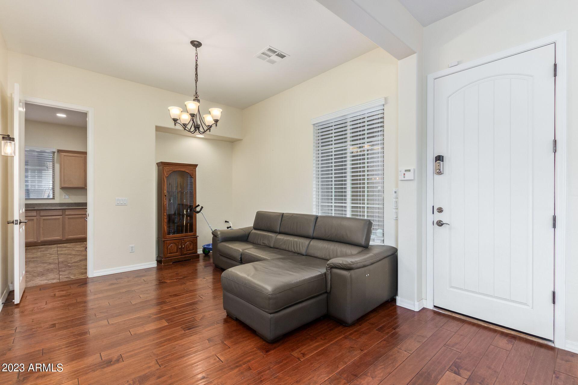 17945 West Agave Road Goodyear, AZ 85338 - Photo 3 of 12 ZRGDkVMy