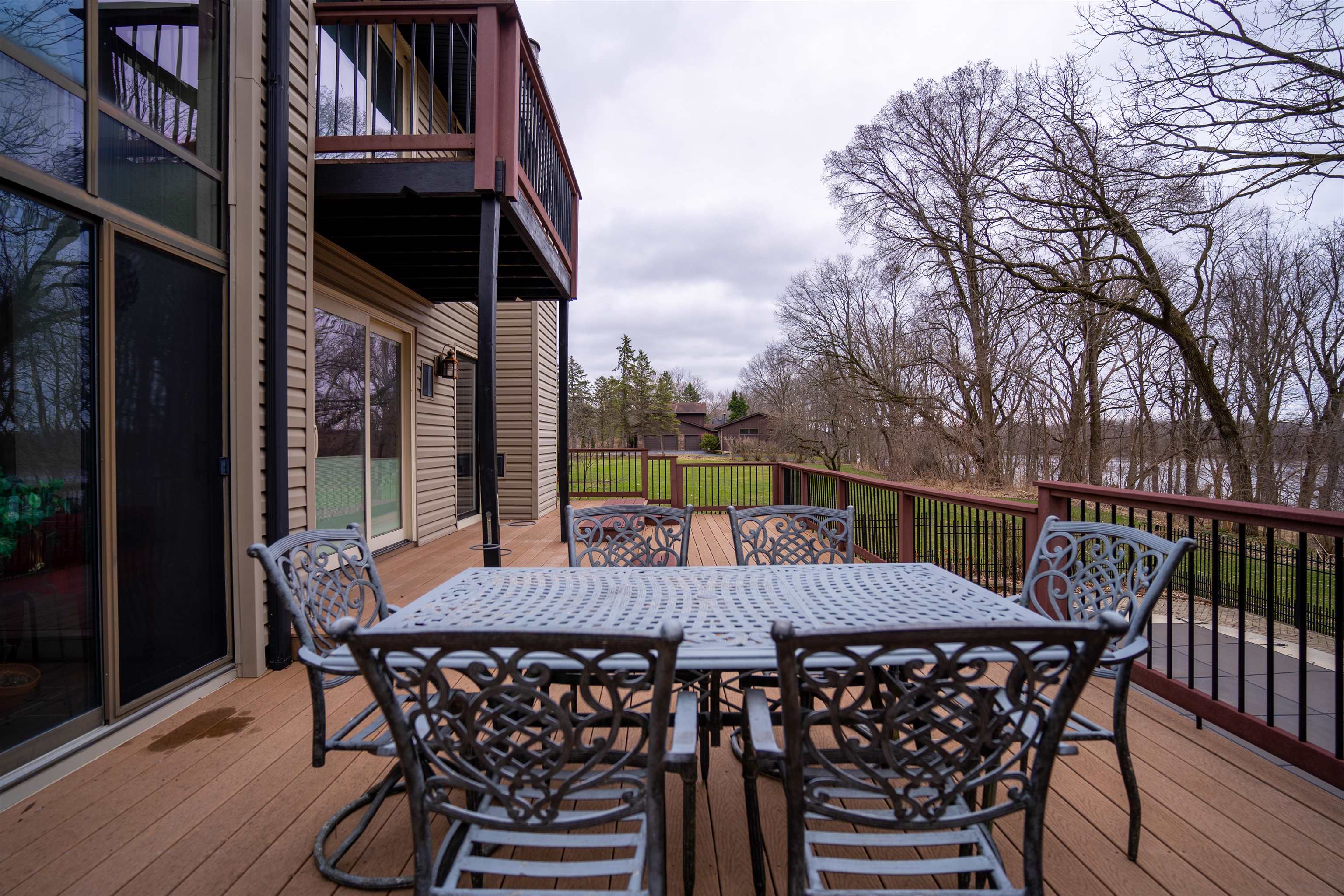 11662 Bend River Road Roscoe, IL 61073 - Photo 40 of 61 a view of a patio with a table and chairs