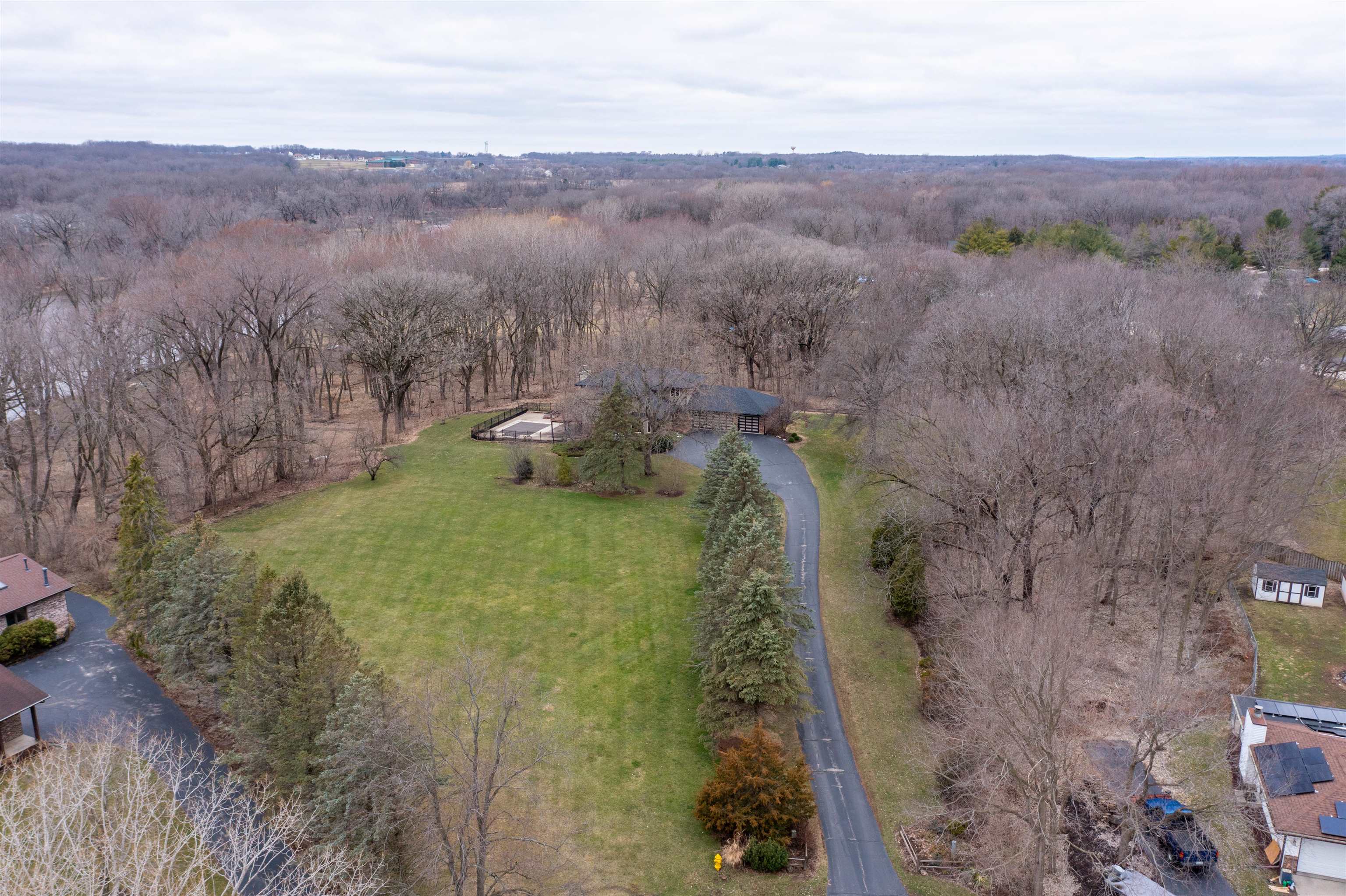 11662 Bend River Road Roscoe, IL 61073 - Photo 45 of 61 a view of a bunch of trees and bushes