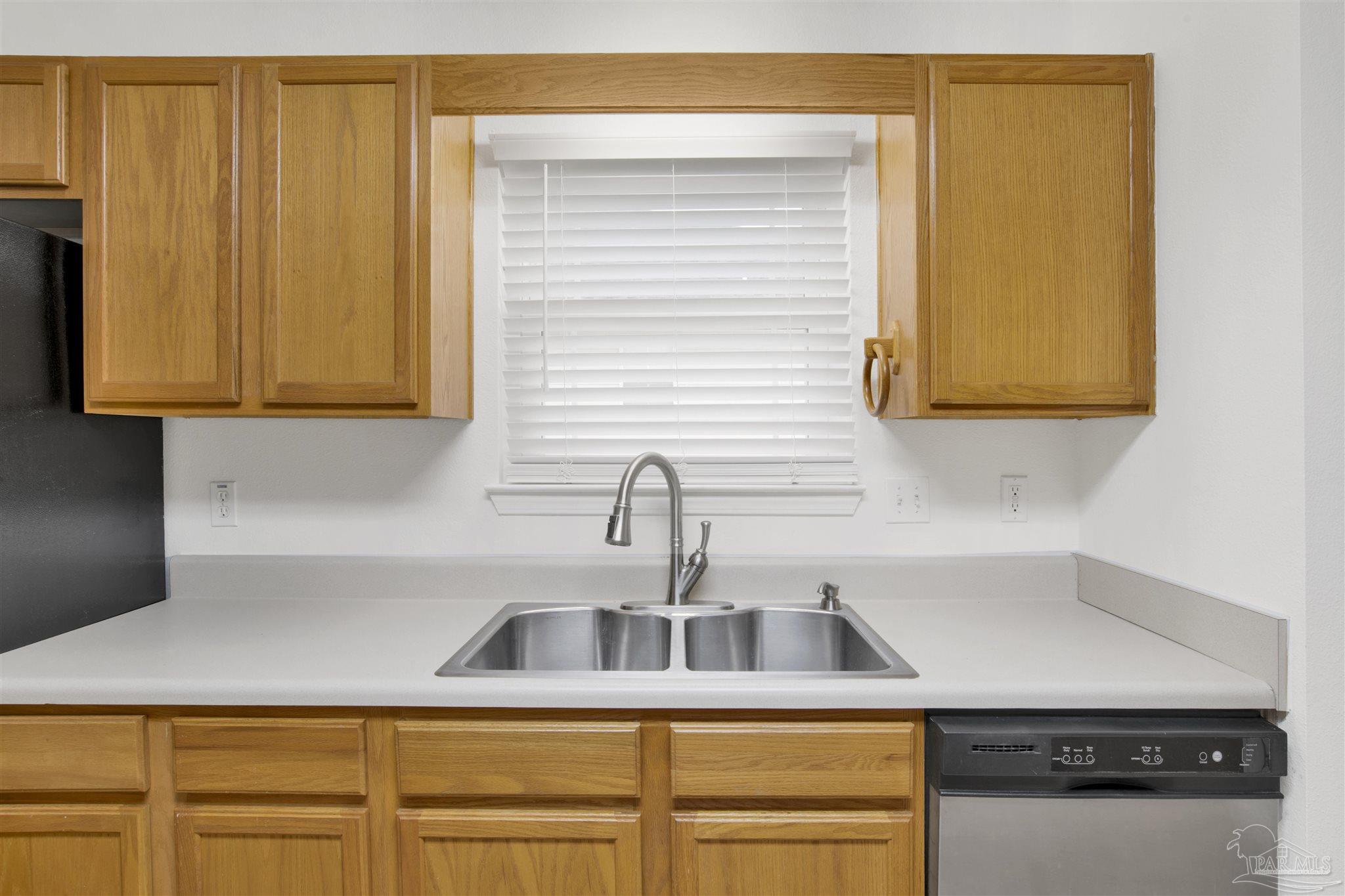 3944 Omega Street Pace, FL 32571 - Photo 15 of 31 Gallery Image 15