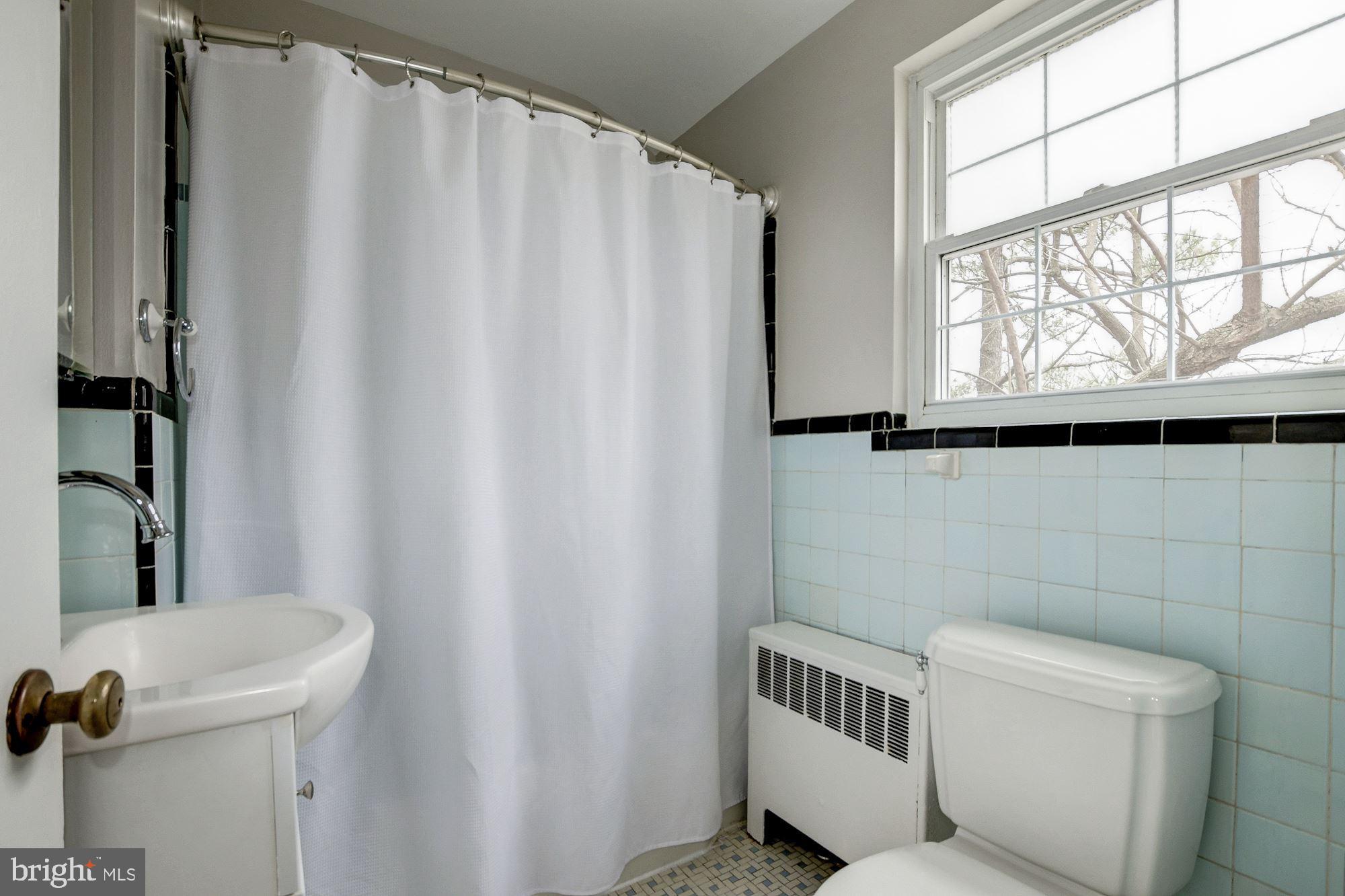 811 Malcolm Drive Silver Spring, MD 20901 - Photo 25 of 34 Gallery Image 25