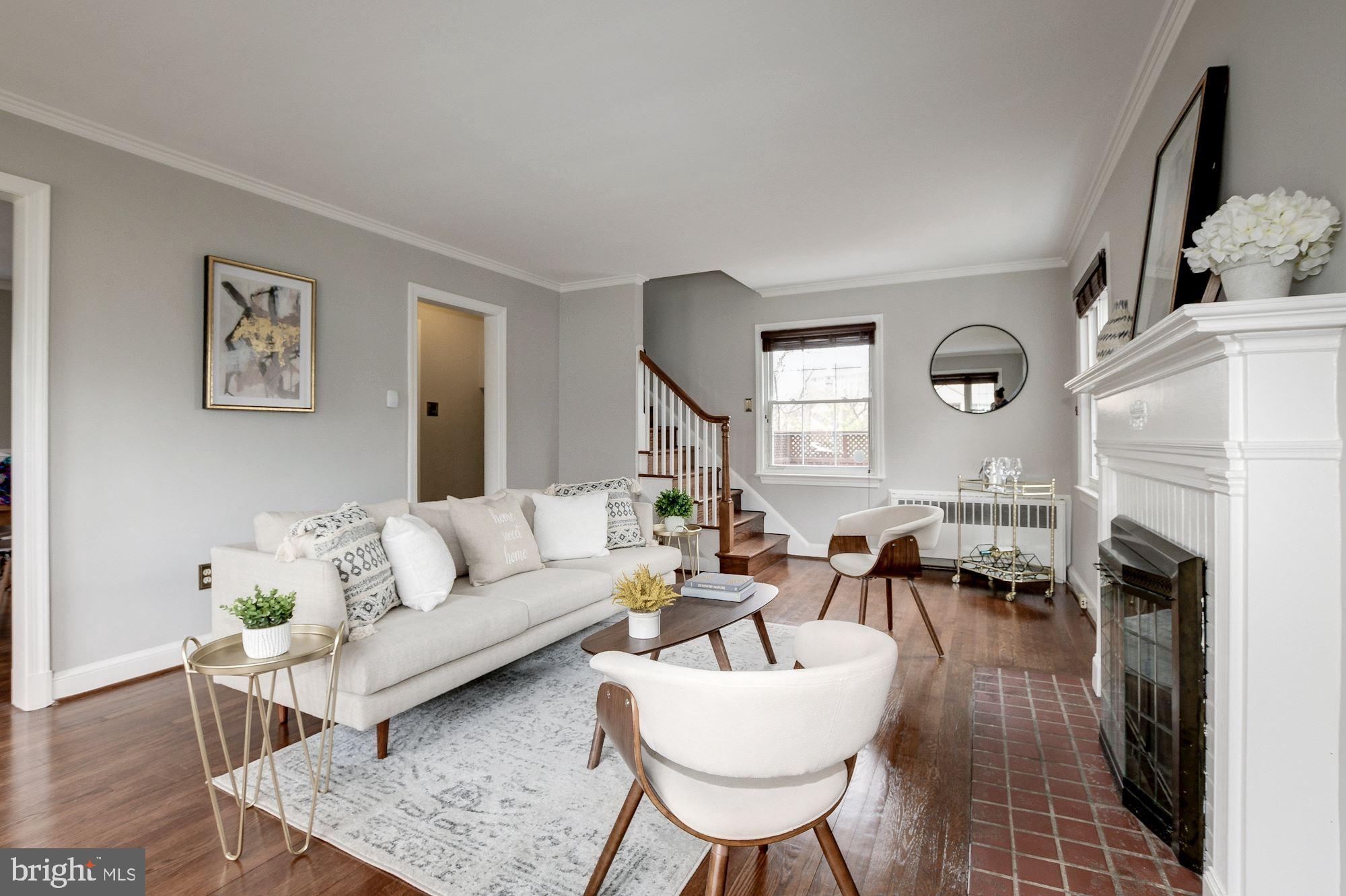 811 Malcolm Drive Silver Spring, MD 20901 - Photo 4 of 34 Gallery Image 4