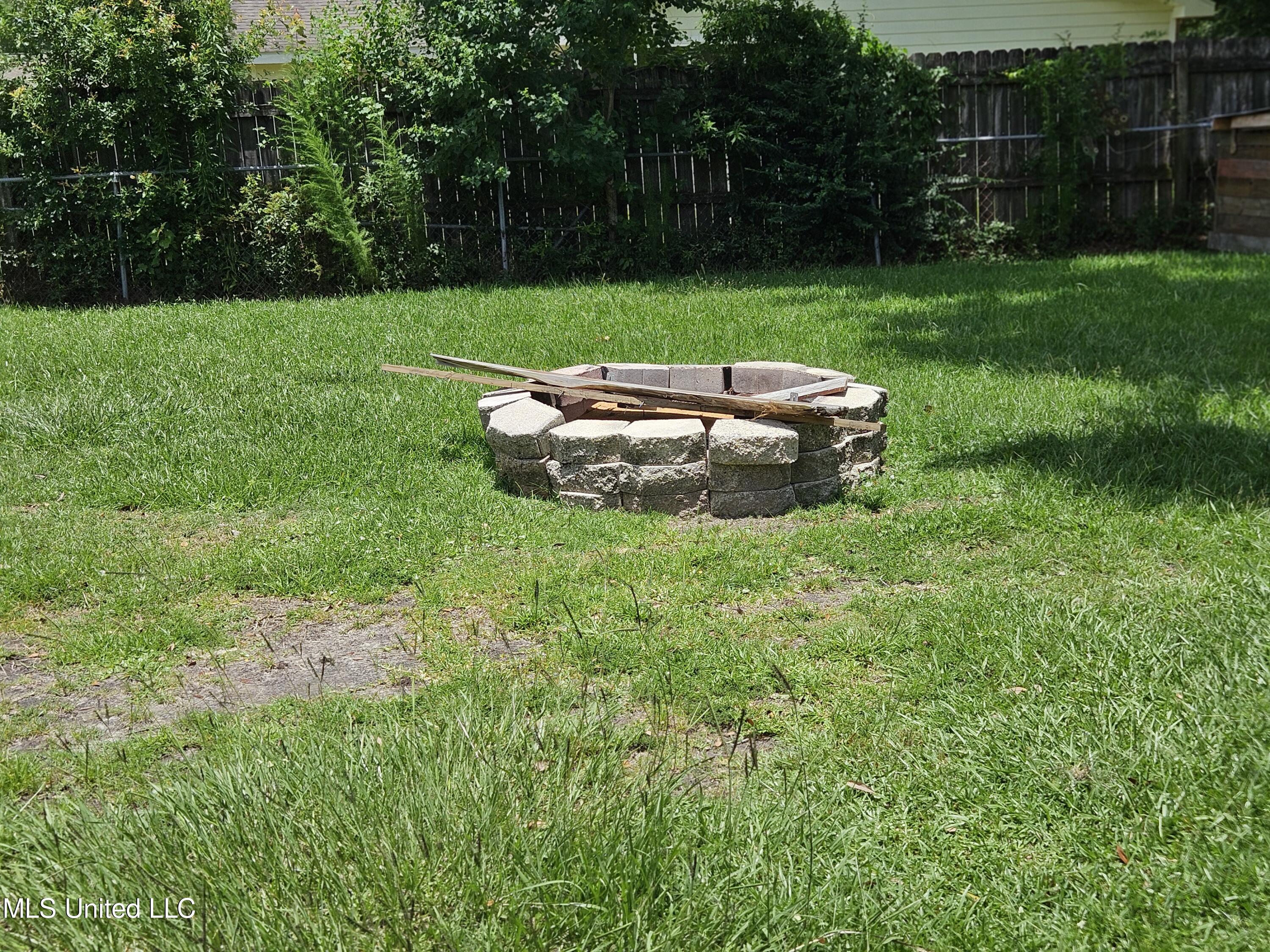 10646 Plummer Circle Gulfport, MS 39503 - Photo 39 of 43 Firepit