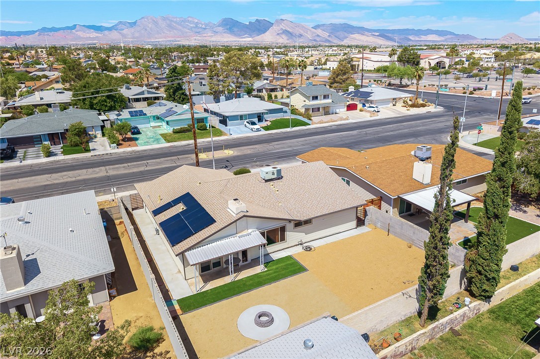 105 South Cimarron Road Las Vegas, NV 89145 - Photo 25 of 28 Gallery Image 25
