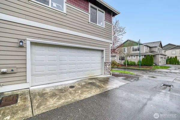 $685,000 | 14031 34th Drive Southeast, Unit A, Mill Creek, WA 98012