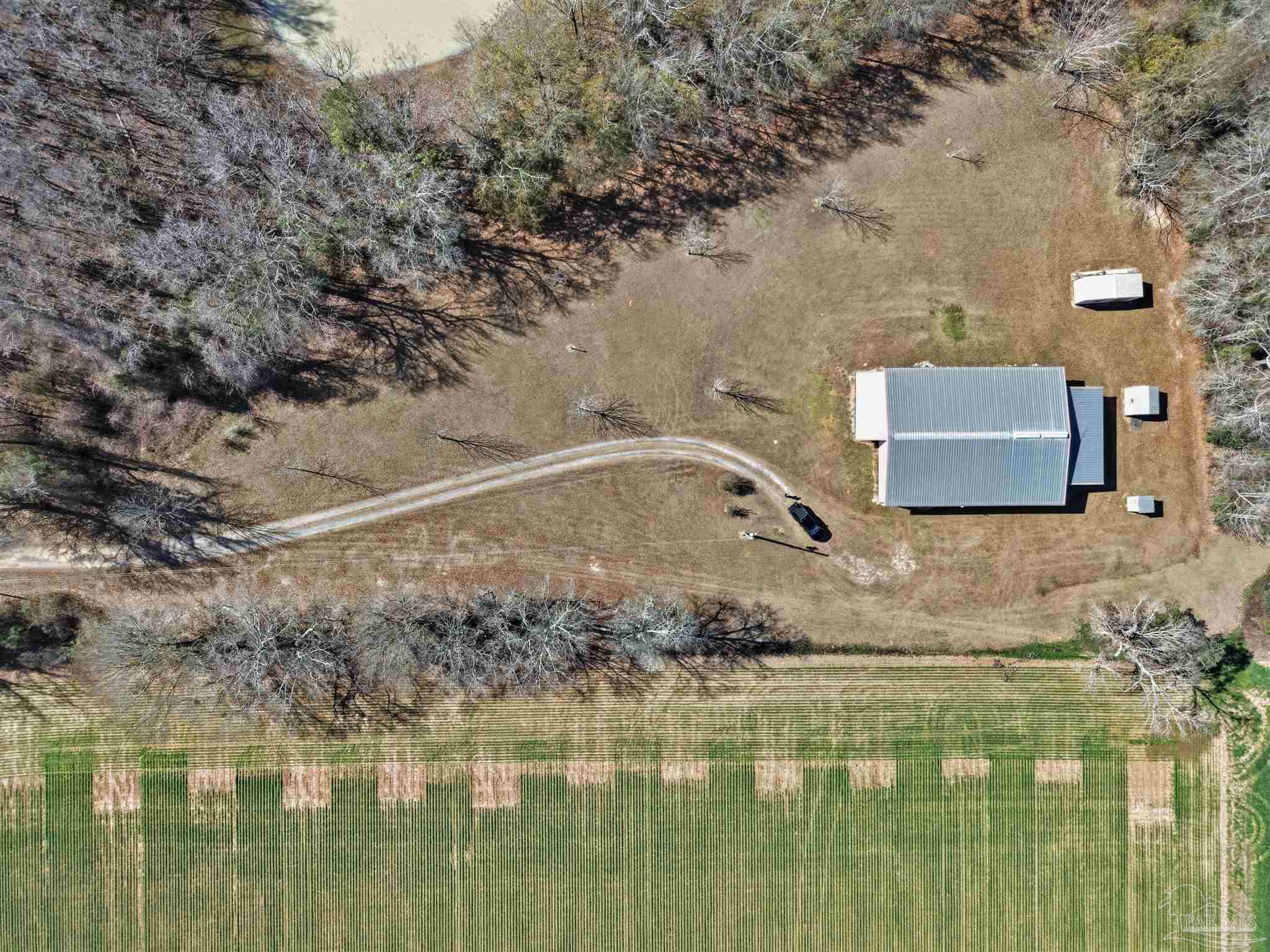 3401 Rocky Road Jay, FL 32565 - Photo 35 of 45 a bathroom with a bathtub