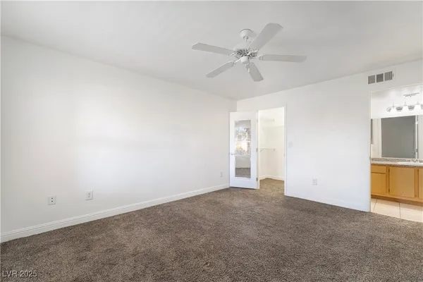 $1,595 | 5055 West Hacienda Avenue, Unit 2127, Las Vegas, NV 89118