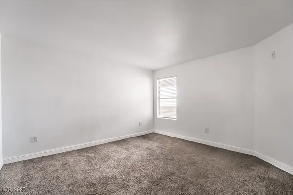 $1,595 | 5055 West Hacienda Avenue, Unit 2127, Las Vegas, NV 89118