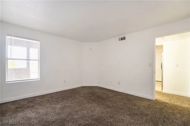 $1,595 | 5055 West Hacienda Avenue, Unit 2127, Las Vegas, NV 89118