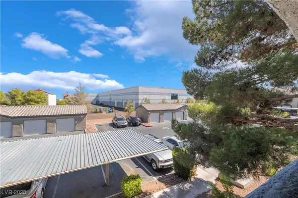 $1,595 | 5055 West Hacienda Avenue, Unit 2127, Las Vegas, NV 89118