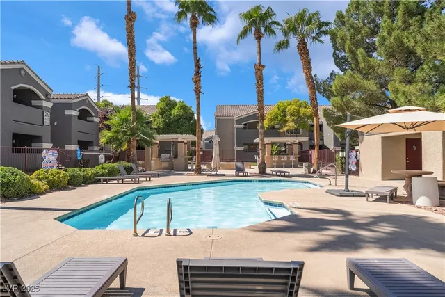 $1,595 | 5055 West Hacienda Avenue, Unit 2127, Las Vegas, NV 89118