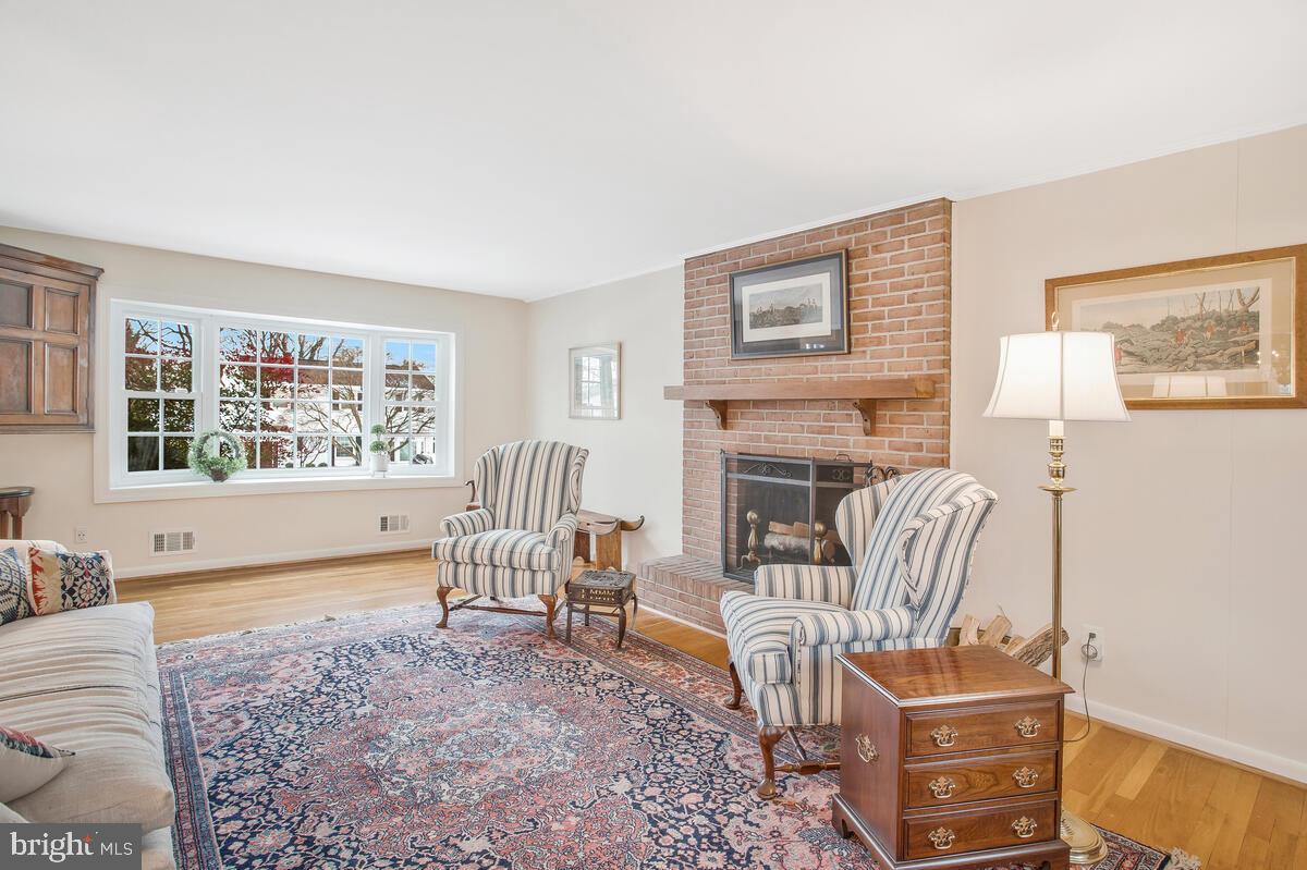 2512 Lawnside Road Lutherville-Timonium, MD 21093 - Photo 8 of 53 Living room with bay window