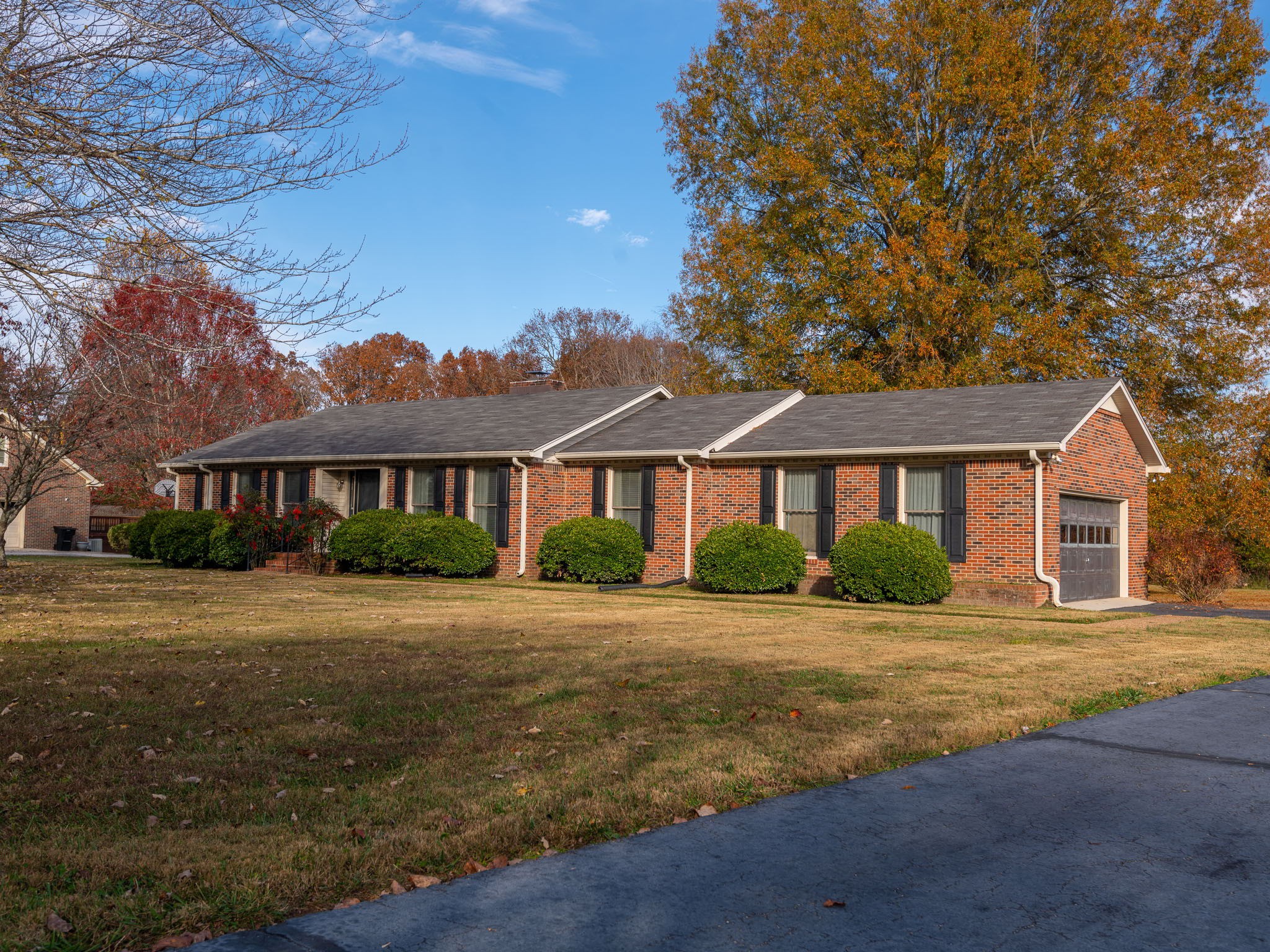 607 12 Oaks Road Tullahoma, TN 37388 - Photo 3 of 50 Gallery Image 3