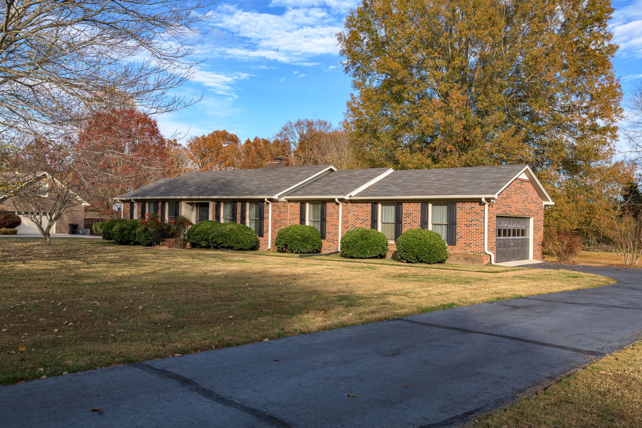 607 12 Oaks Road Tullahoma, TN 37388 - Photo 4 of 50 Gallery Image 4