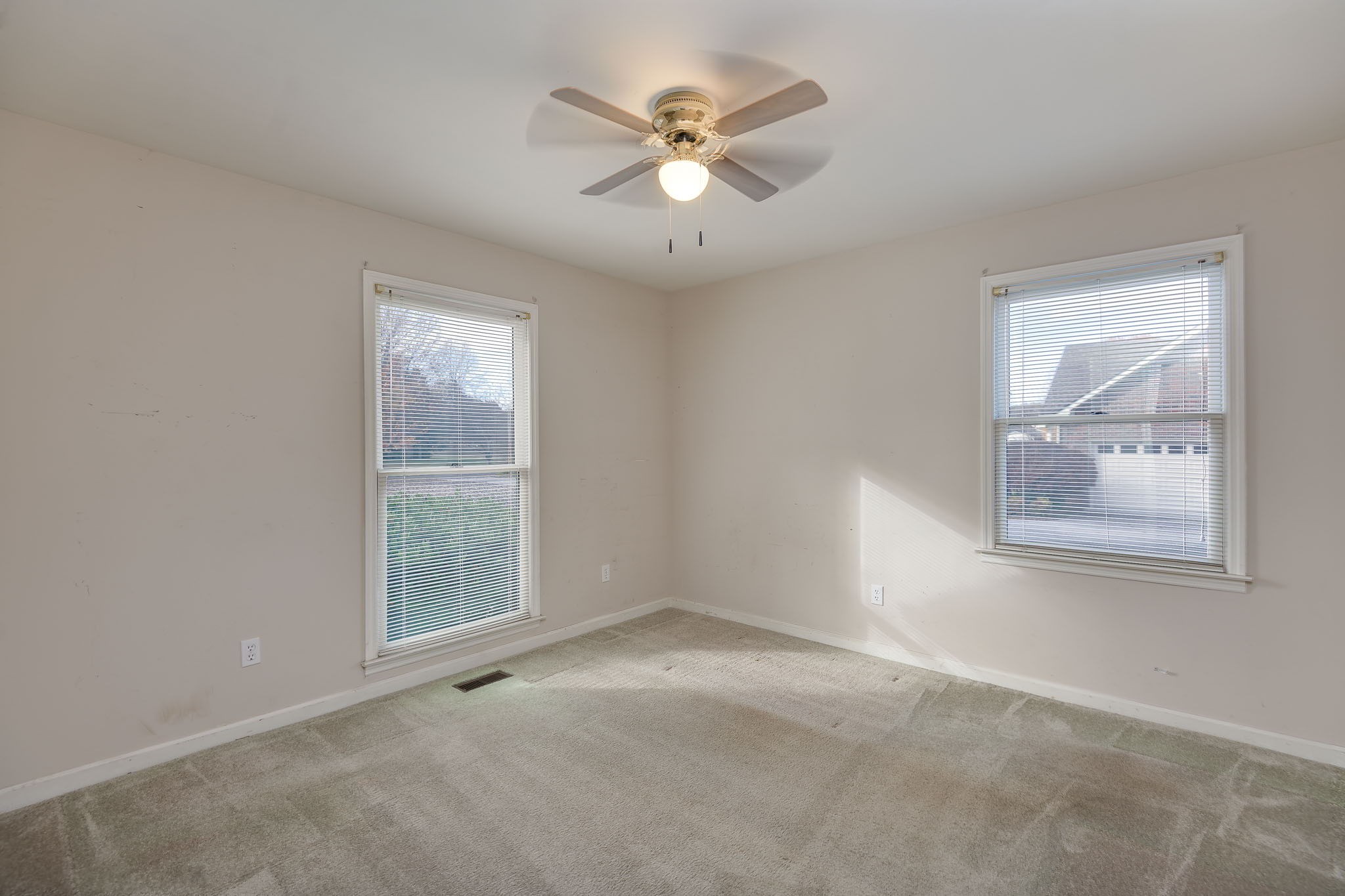 607 12 Oaks Road Tullahoma, TN 37388 - Photo 42 of 50 Gallery Image 42