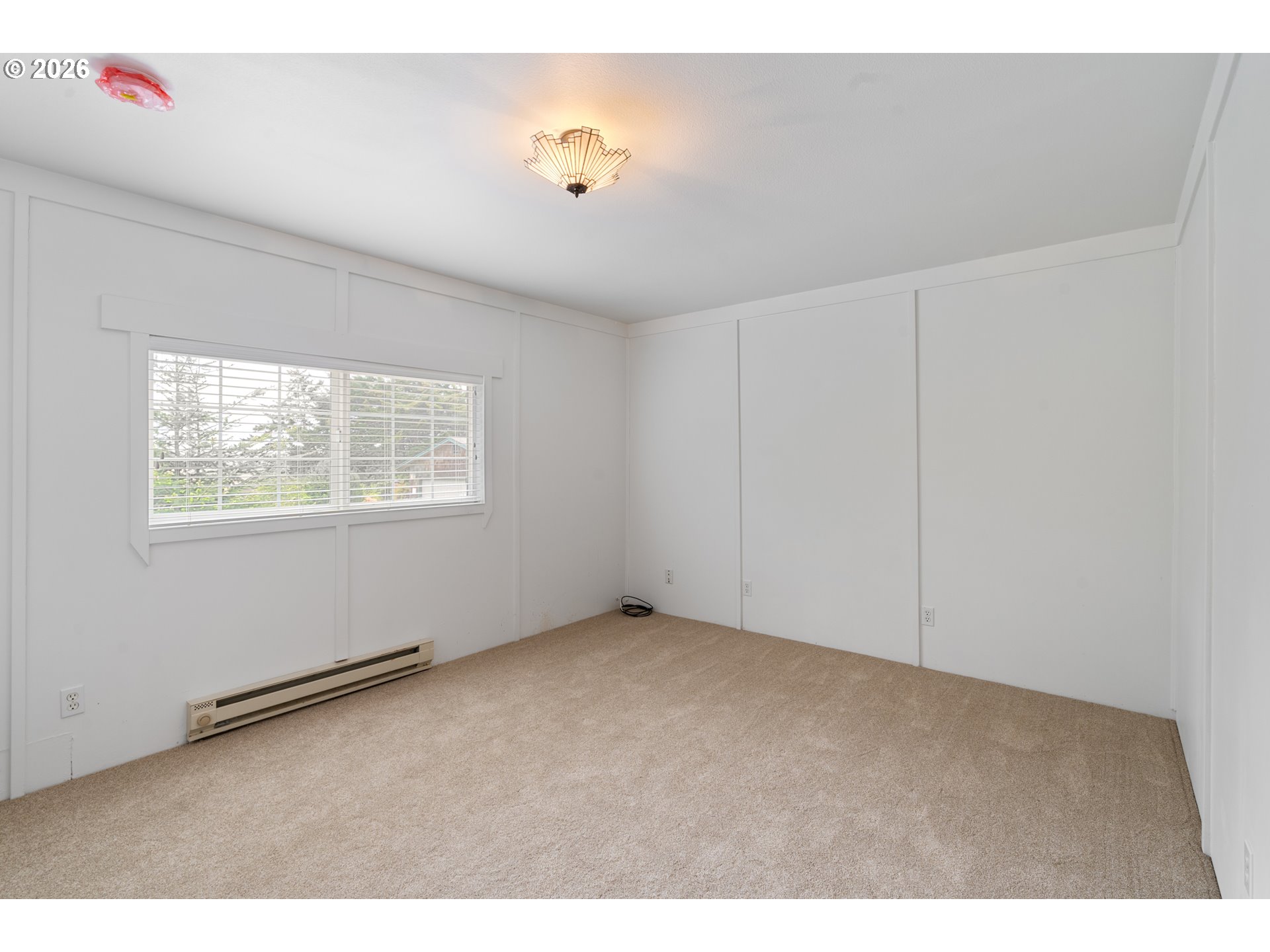 125 West 11th Street Florence, OR 97439 - Photo 34 of 47