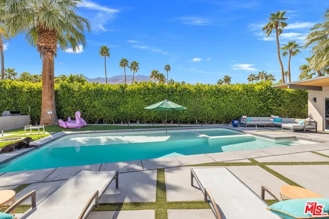 $16,000 | 207 North Debby Drive, Palm Springs, CA 92262