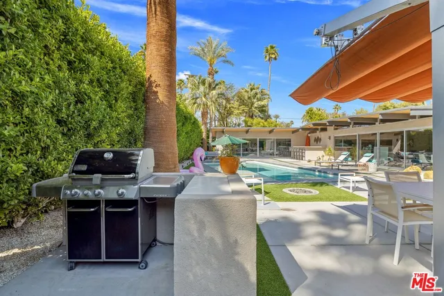 $16,000 | 207 North Debby Drive, Palm Springs, CA 92262